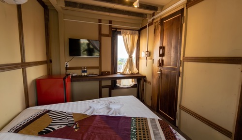 Family Room, Terrace