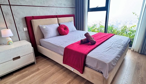 Apartment, 3 Bedrooms, Balcony, Lake View