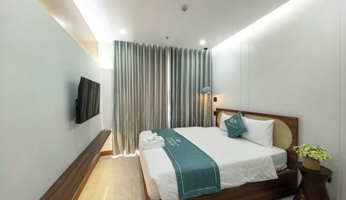 Superior Double Room, City View