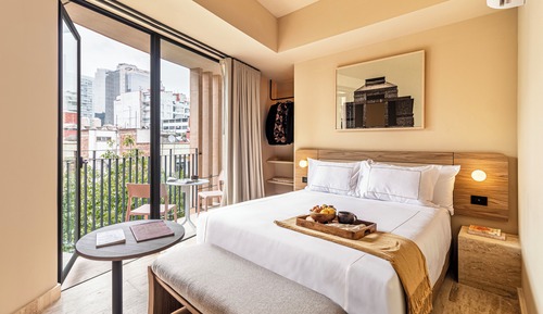 Executive Studio, Balcony