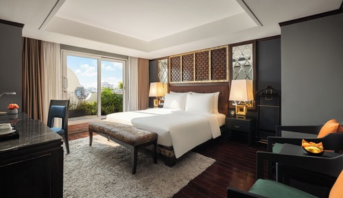 Suite Balcony with City View