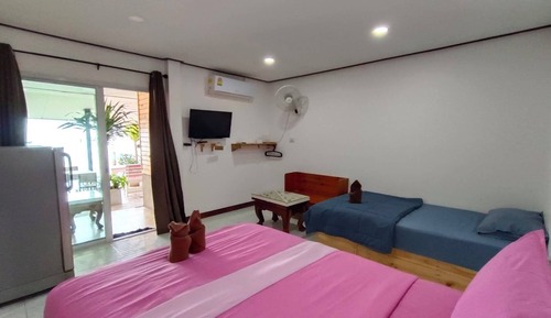 Room, Multiple Beds, Sea View