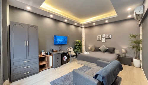 Deluxe Room, 1 King Bed