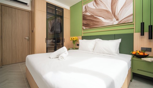 Luxury apartment, 1 bedroom, river view