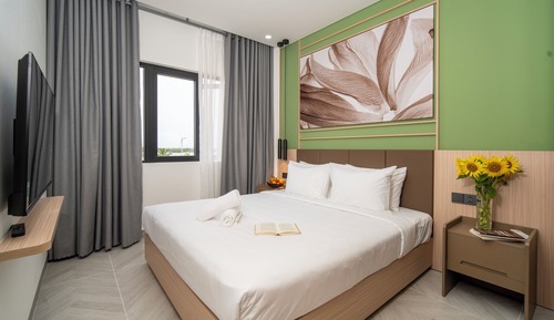 Luxury apartment, 1 bedroom, with balcony