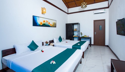 Adora Beachfront Suite