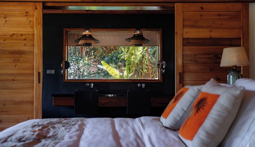 Peony Mountain View Suite
