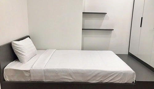 Basic Apartment