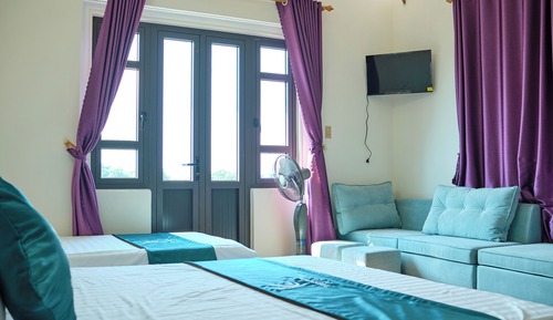 Traditional Triple Room, Balcony
