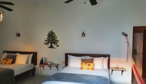 Suite, 2 Queen Beds, Jetted Tub, Pool View