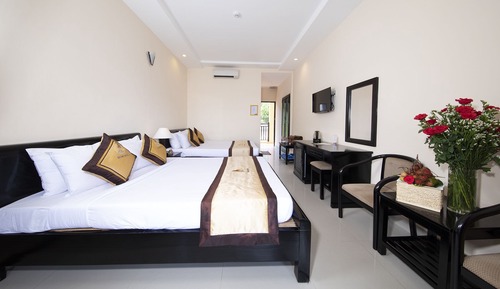 Quadruple Room (No View)