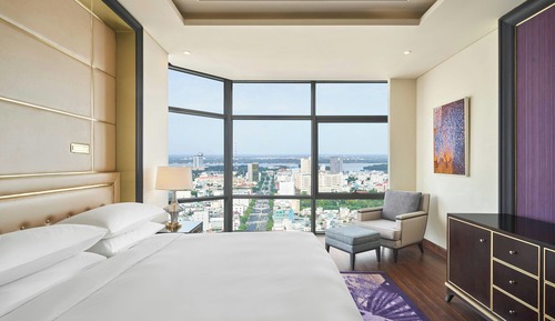 Room, 1 King Bed (River View)