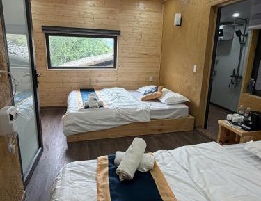 Twin Room with Mountain View