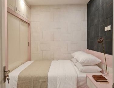 Four-Bedroom Luxury Apartment