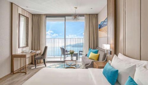 Deluxe Double Room with Sea View