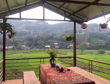 Quadruple Room with Mountain View
