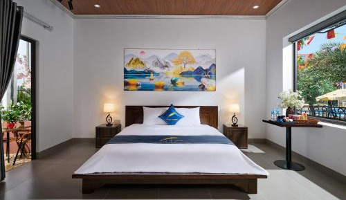 Double Room with Mountain View