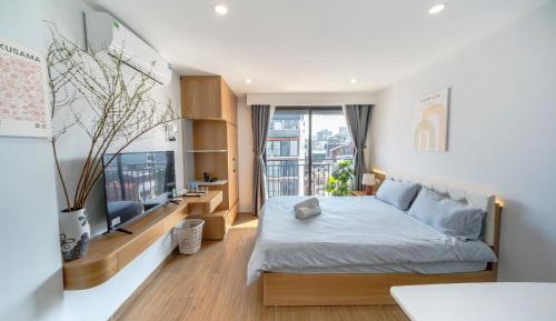 Studio with Terrace
