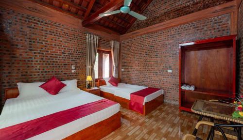 Triple Room with Pool View