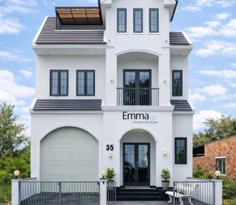 Standard Villa