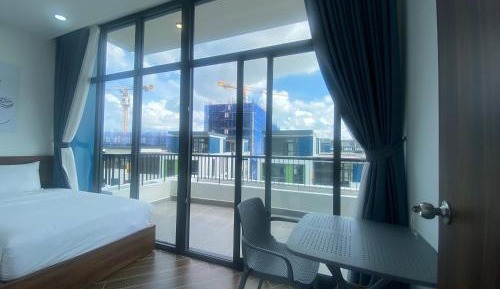 Studio with Balcony