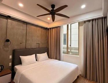Large Double Room