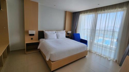 Junior Suite with Balcony