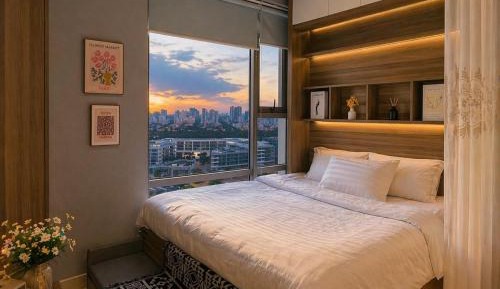 King Studio with Sofa Bed