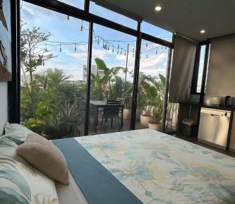 One-Bedroom Apartment with Garden