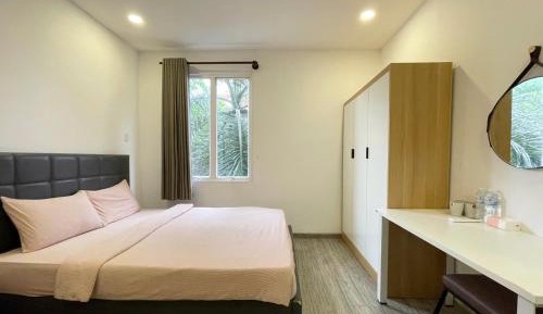 Studio with Spa Bath