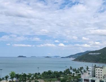 Three-Bedroom Apartment with Ocean View