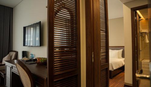 Studio with Balcony