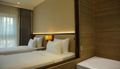 Twin Room with Mountain View