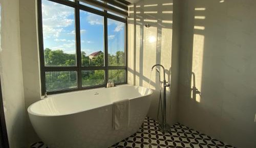 Deluxe Double Room with Bath