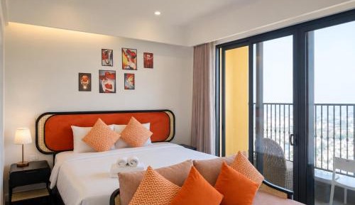 Two-Bedroom Apartment with City View