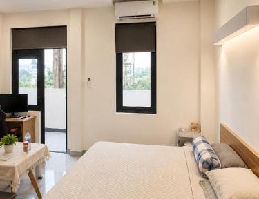 Studio with Balcony