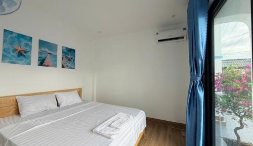 King Room with Pool View