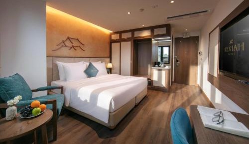Deluxe Double or Twin Room with Balcony