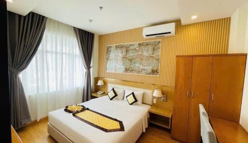 Suite with City View