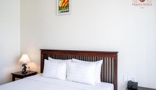 Deluxe Double or Twin Room with Garden View
