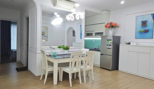 Three-Bedroom Apartment with Balcony