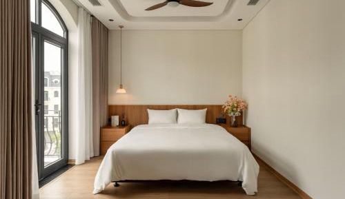 Deluxe Double Room with Balcony