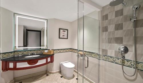 Sheraton Club King, Club level, Guest room, 1 King