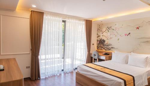 Deluxe Double Room with Balcony