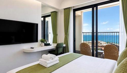 Studio with Sea View