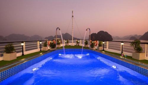 Queen Suite with Sea View