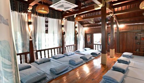 Mixed Dormitory Room