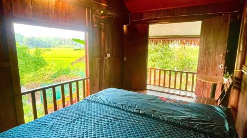Queen Room with Garden View