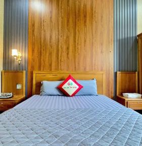 Deluxe Room (2 Adults + 1 Child)