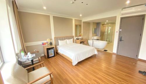 Deluxe Double Room with Bath